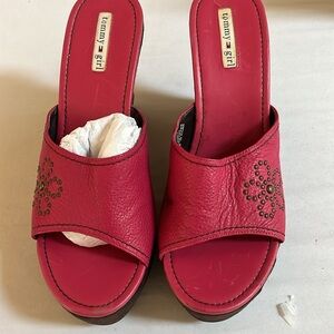 Tommy Hilfiger  sz 10 pink platform with dark brown suede heel